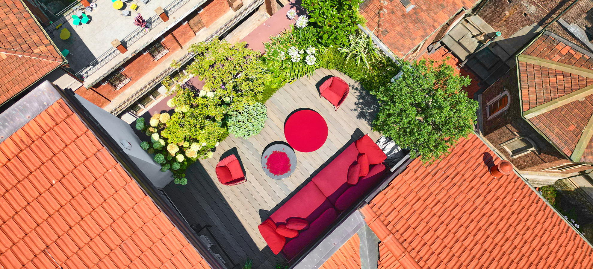 Vista aerea dei terrazzi progettati da Studio Lai Valenti a Milano